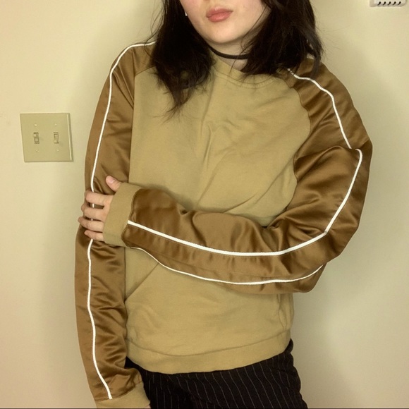 Urban Outfitters Tops - Urban Outfitter Crewneck